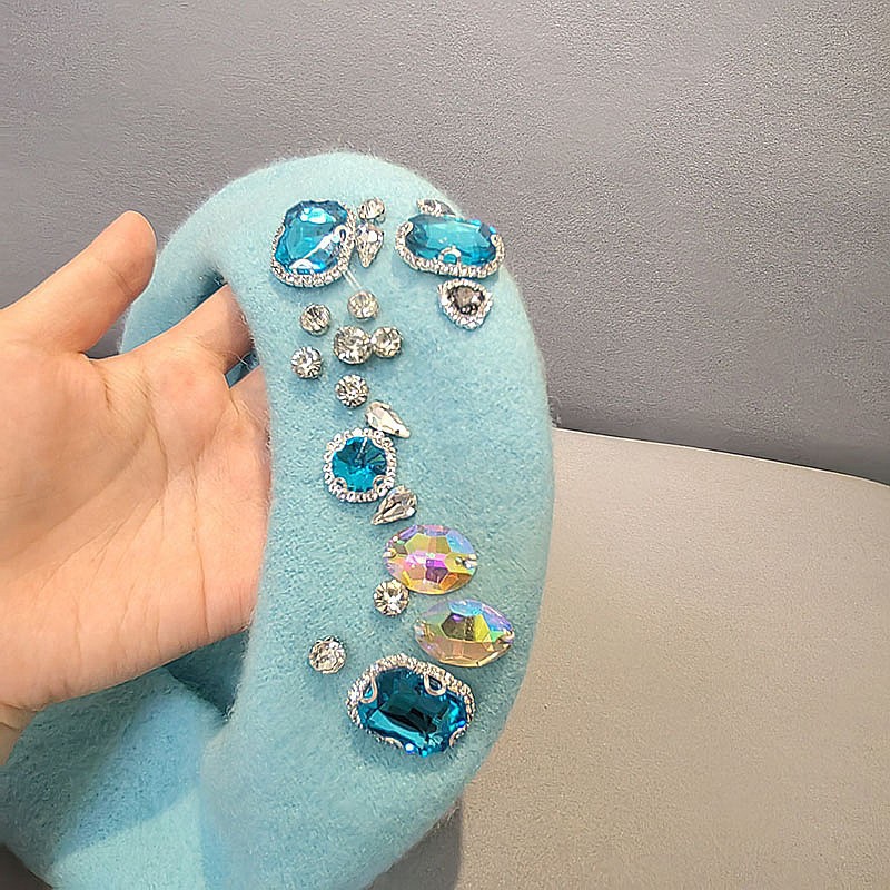Beret French Wool - Kadınlar için Çarpıcı Taşlı Yün Bere